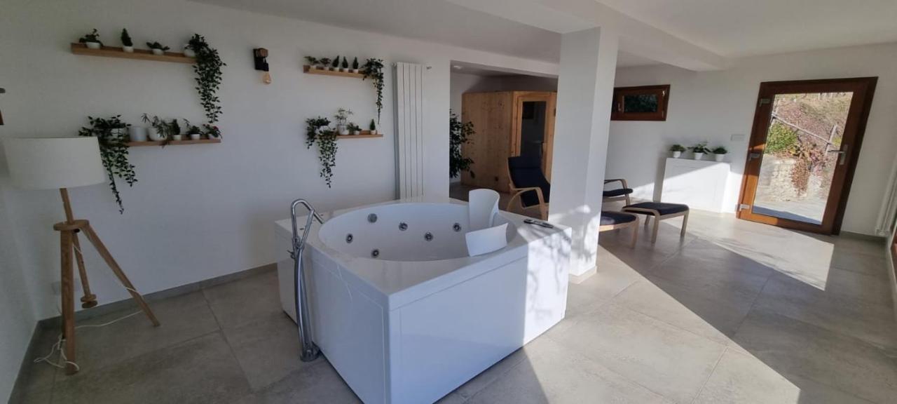 Chalet Sophie - Luxury Chalet Roletto Bagian luar foto
